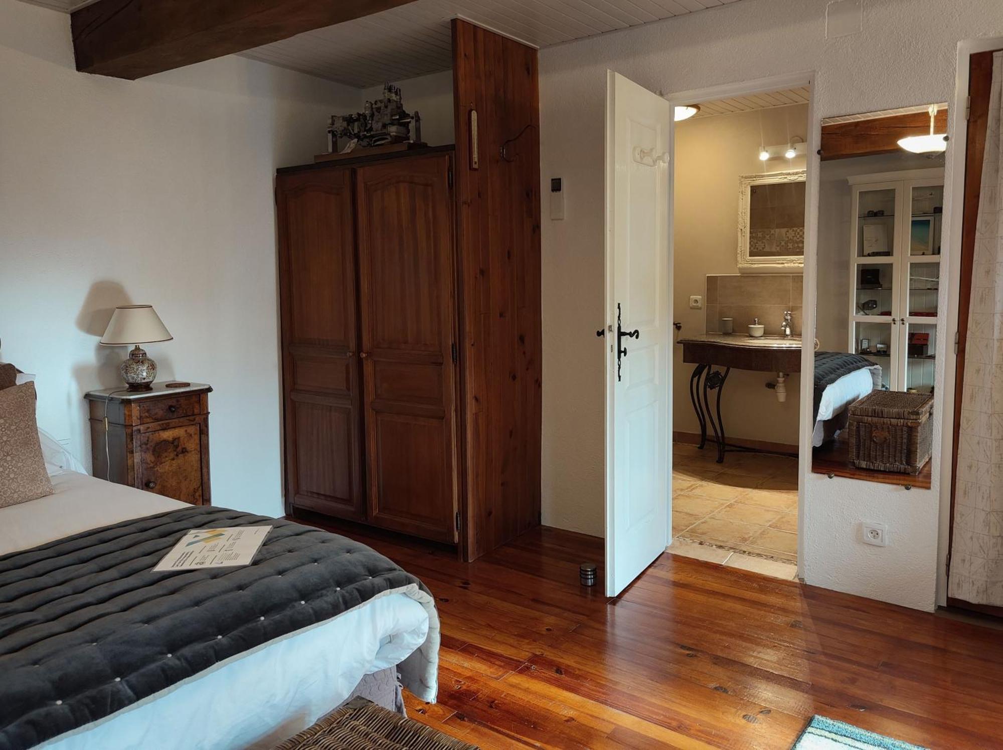 Mas Peu Del Causse Acomodação com café da manhã Thuir Quarto foto